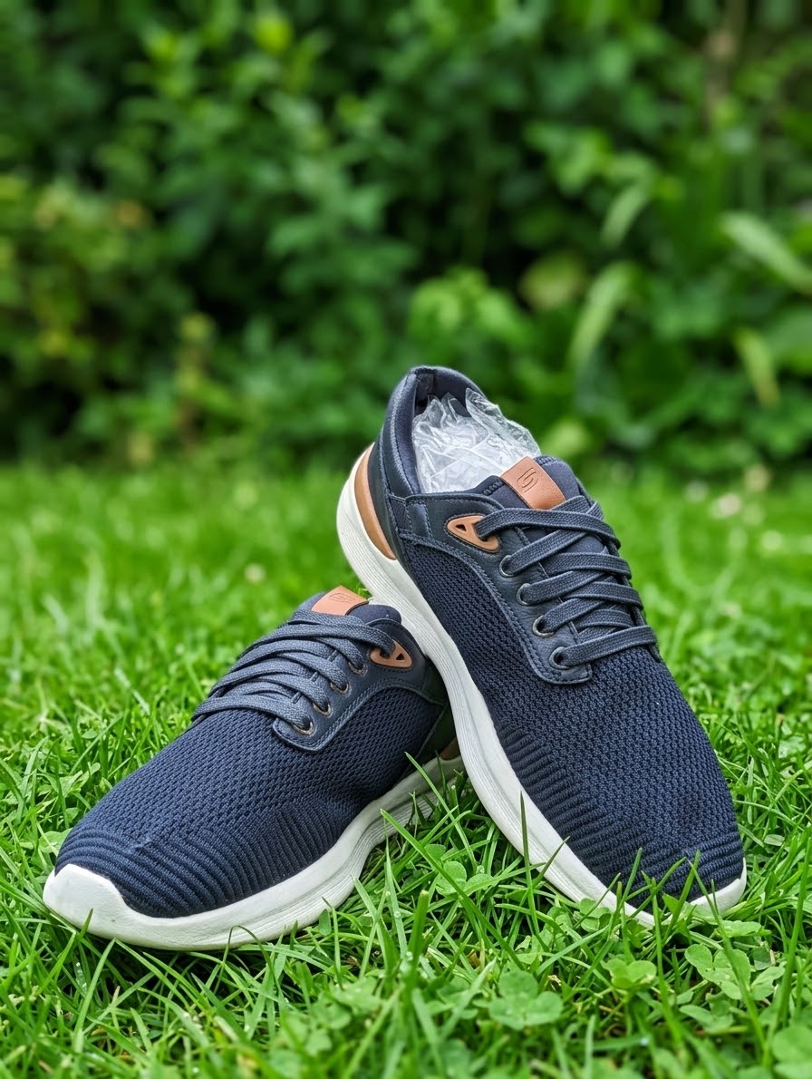 Navy Knit Runner